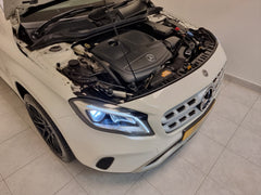 Mercedes Benz GLA 200