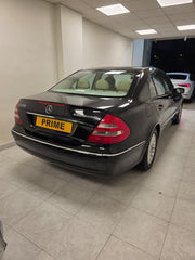Mercedes Benz E200