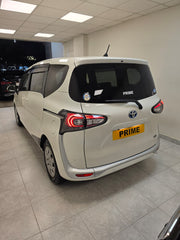 Toyota Sienta GLED