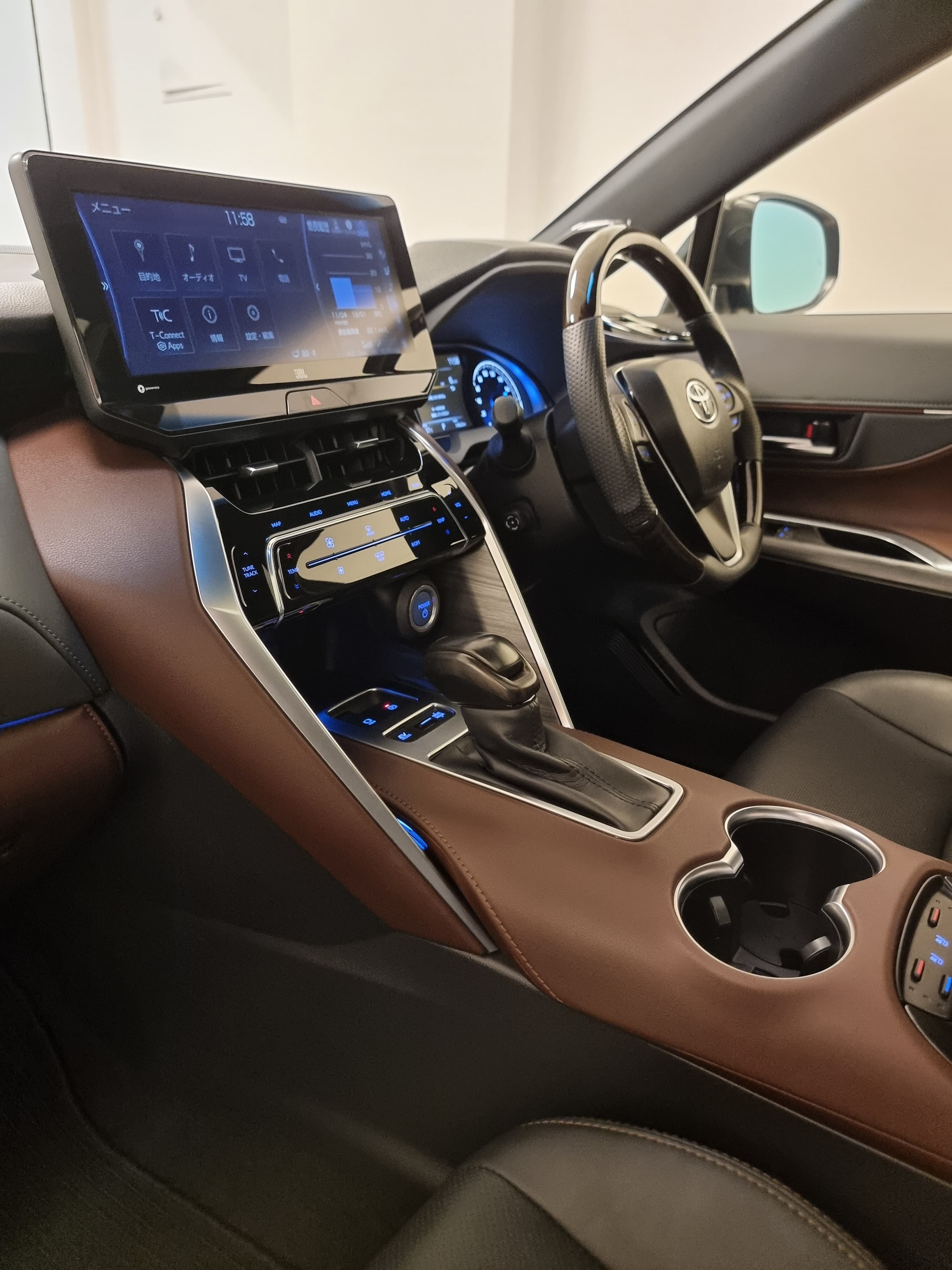 Toyota Harrier Hybrid