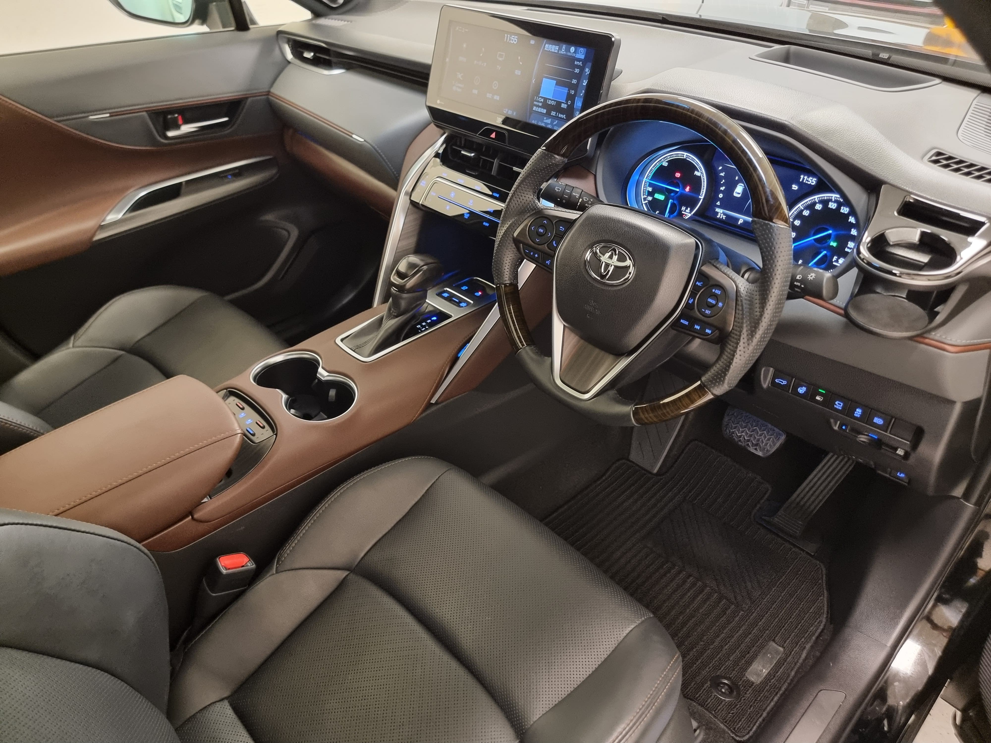 Toyota Harrier Hybrid