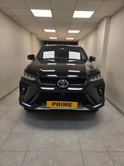 Toyota Fortuner Legender